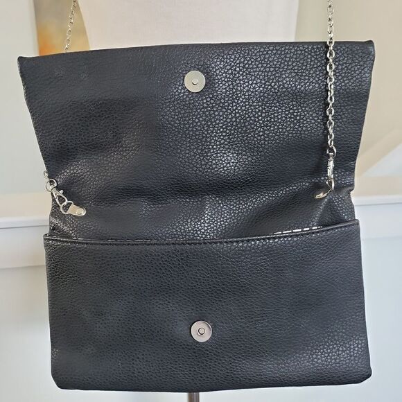 Urban Expressions Black Envelope Bag NWOT - Picture 3 of 7
